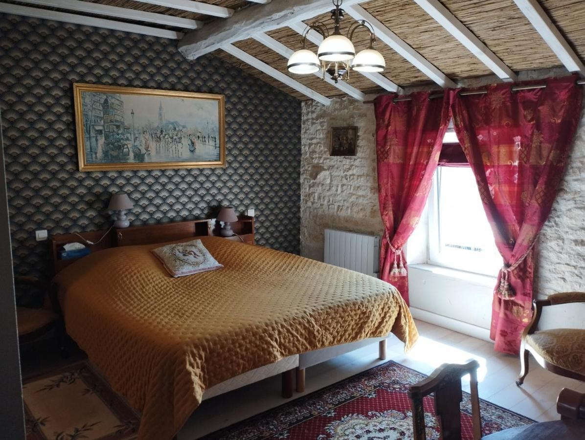 Chez Marek Et Urszula Bed and Breakfast Le Langon Εξωτερικό φωτογραφία